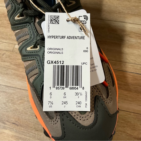 New! Women’s Adidas Hyperturf Adventure W 7 1/2 7.5 Green Orange Sneakers Hikers - Picture 9 of 12